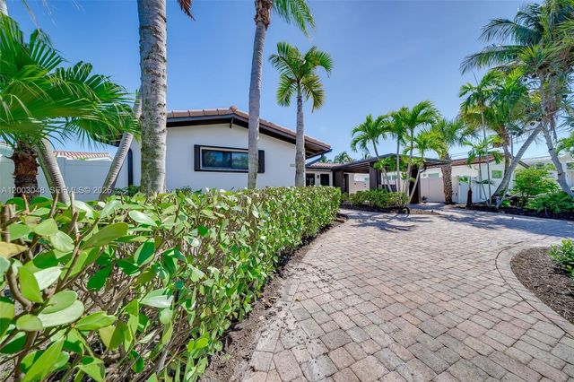 1704 SW 5th Court, Fort Lauderdale, FL 33312