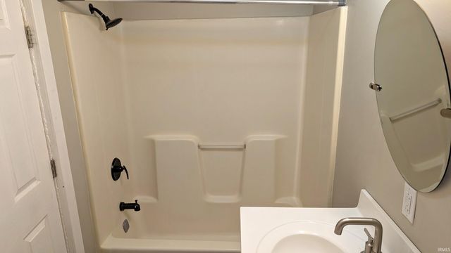 713 E Franklin Street, Huntington, IN 46750