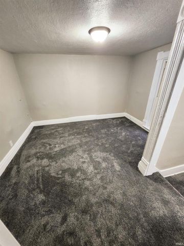 713 E Franklin Street, Huntington, IN 46750