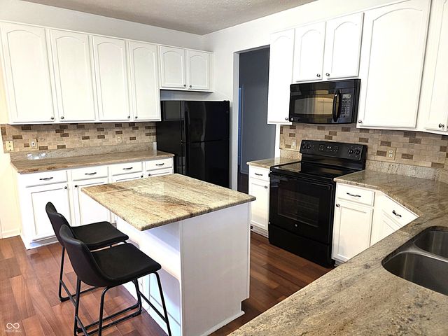 3545 Cardinal Way, Carmel, IN 46074