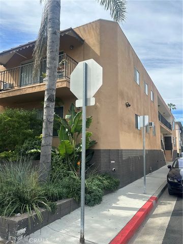 951 N Gardner 6, West Hollywood, CA 90046