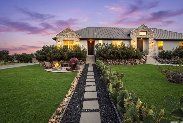 103 CASCADA PT, Spring Branch, TX 78070