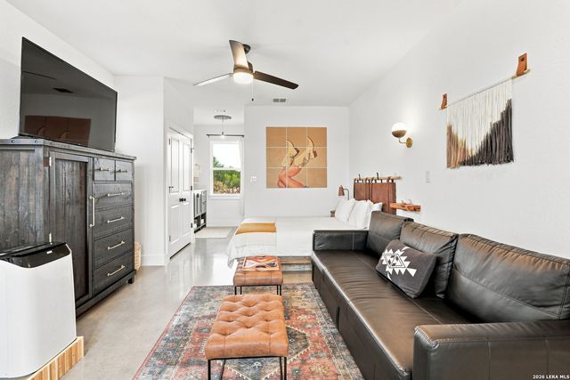 103 CASCADA PT, Spring Branch, TX 78070