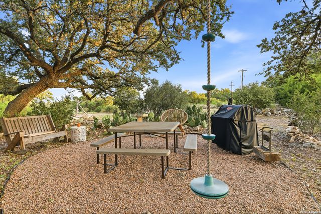 103 CASCADA PT, Spring Branch, TX 78070