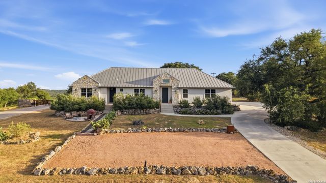 103 CASCADA PT, Spring Branch, TX 78070