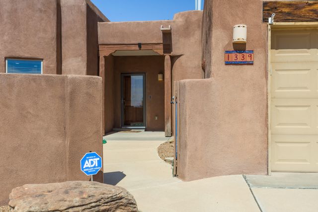 1339 SARA Way SE, Rio Rancho, NM 87124