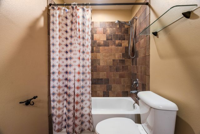 1339 SARA Way SE, Rio Rancho, NM 87124