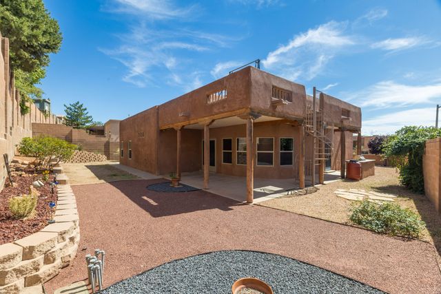 1339 SARA Way SE, Rio Rancho, NM 87124