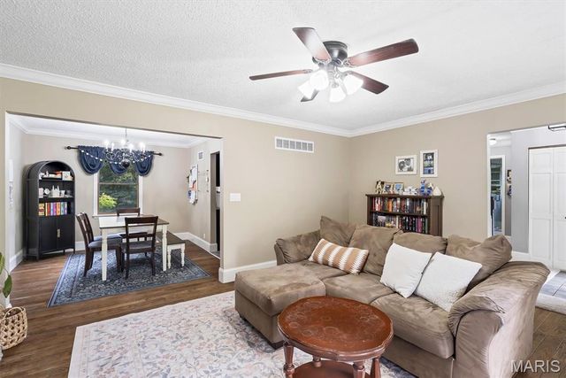 208 Westmoreland Street, Collinsville, IL 62234