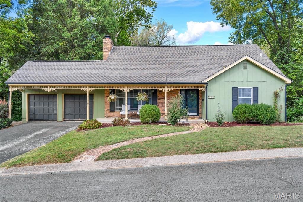 208 Westmoreland Street, Collinsville, IL 62234