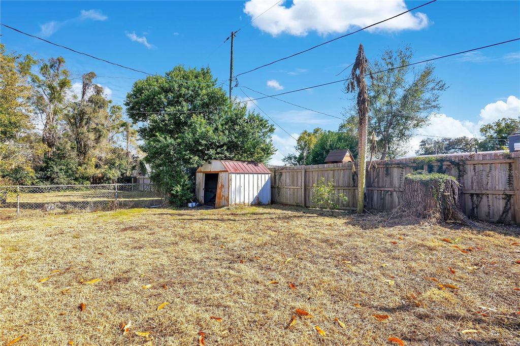 Image 28 of property listing at 2420 PERSHING AVENUE, Orlando, FL 32806