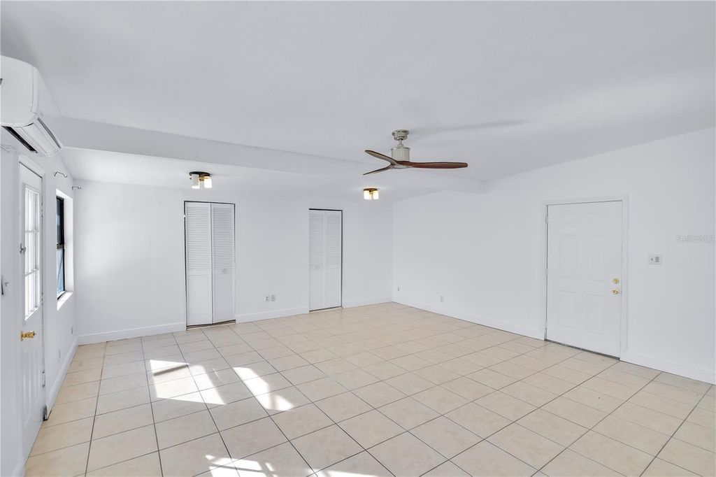 Image 4 of property listing at 2420 PERSHING AVENUE, Orlando, FL 32806