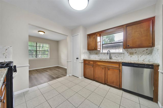 2770 Tinechester Drive, Kingwood, TX 77339