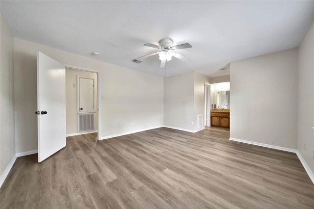2770 Tinechester Drive, Kingwood, TX 77339