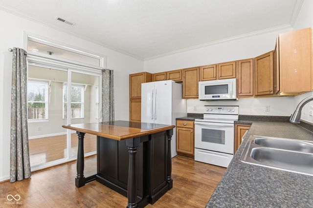 1123 Maple Run Drive, Sheridan, IN 46069