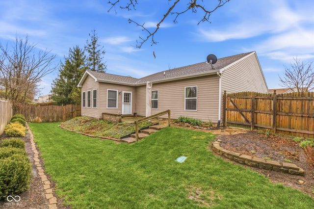 1123 Maple Run Drive, Sheridan, IN 46069