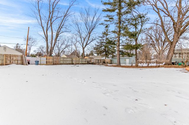 1231 Laurel Avenue, Saint Paul Park, MN 55071