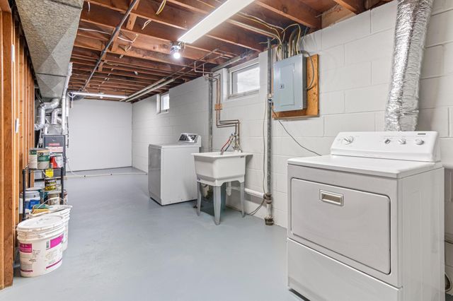 1231 Laurel Avenue, Saint Paul Park, MN 55071