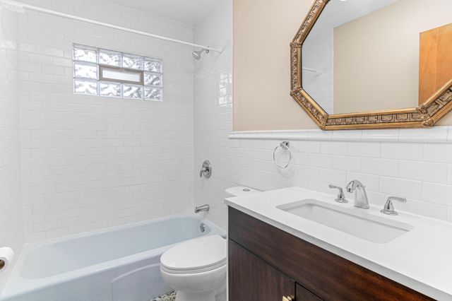 1231 Laurel Avenue, Saint Paul Park, MN 55071