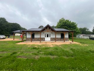 82 MASSEY ST, Adamsville, TN 38310