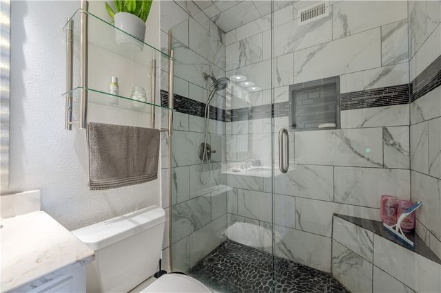 2301 Vialoux Dr, Corpus Christi, TX 78418