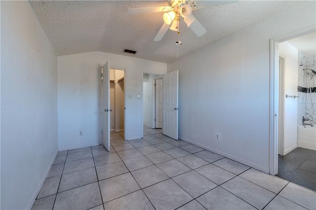 2301 Vialoux Dr, Corpus Christi, TX 78418