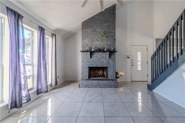 2301 Vialoux Dr, Corpus Christi, TX 78418