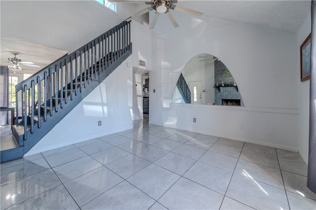 2301 Vialoux Dr, Corpus Christi, TX 78418