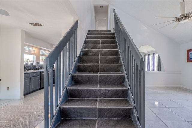 2301 Vialoux Dr, Corpus Christi, TX 78418