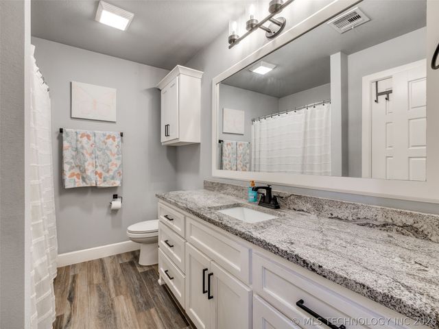 27222 E 141st Street S, Coweta, OK 74429