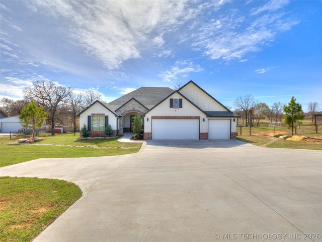 27222 E 141st Street S, Coweta, OK 74429
