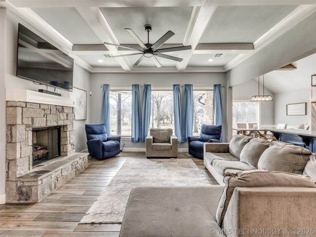 27222 E 141st Street S, Coweta, OK 74429