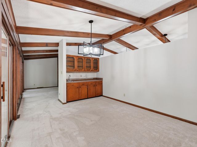706 Queensferry Road, Cary, NC 27511