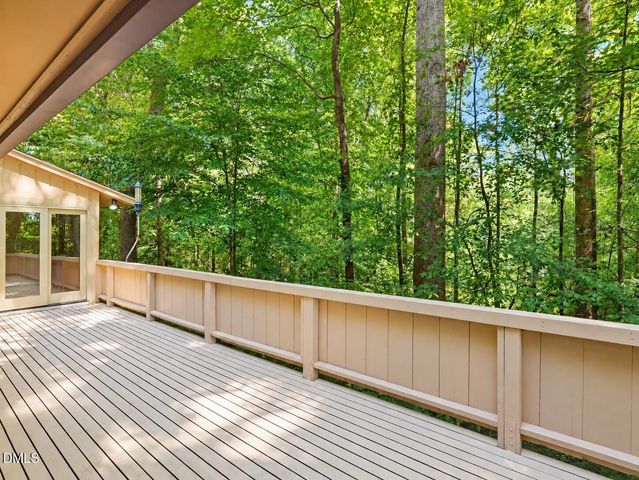 706 Queensferry Road, Cary, NC 27511