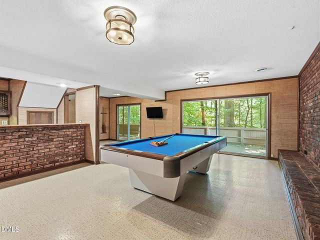 706 Queensferry Road, Cary, NC 27511