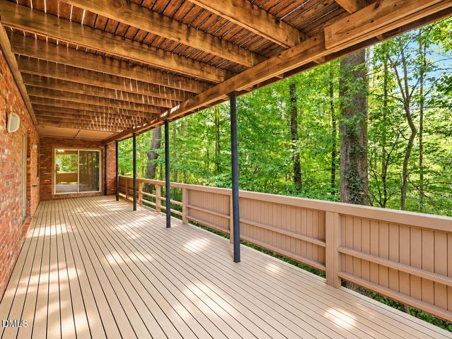 706 Queensferry Road, Cary, NC 27511