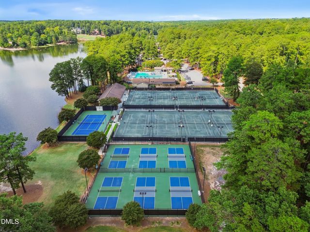 706 Queensferry Road, Cary, NC 27511
