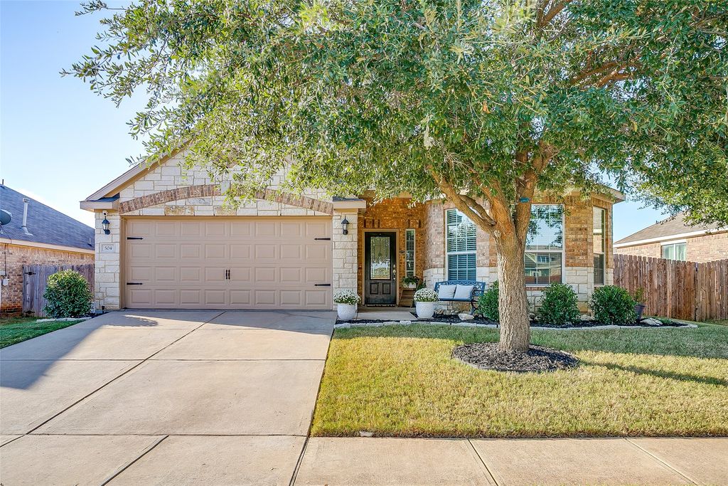 504 Bailer Drive, Crowley, TX 76036