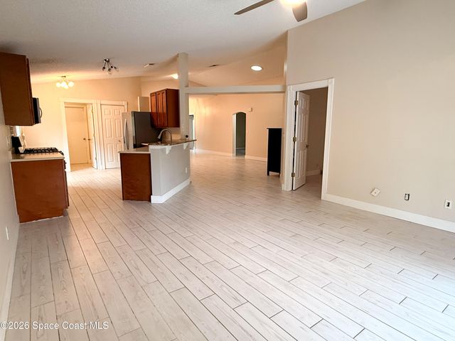 877 Villa Drive, Melbourne, FL 32940