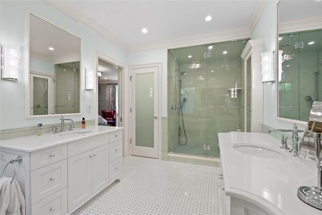 516 Irwin Dr, Edgeworth, PA 15143