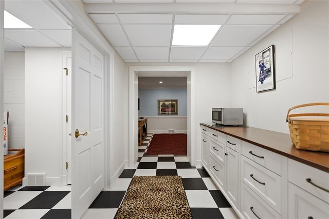 516 Irwin Dr, Edgeworth, PA 15143