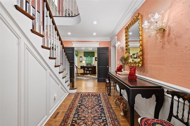 516 Irwin Dr, Edgeworth, PA 15143