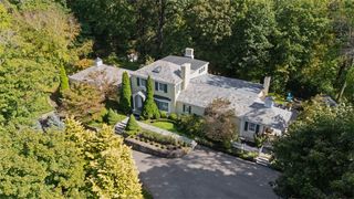 516 Irwin Dr, Edgeworth, PA 15143