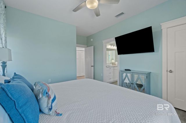 636 W 1st Avenue, Gulf Shores, AL 36542