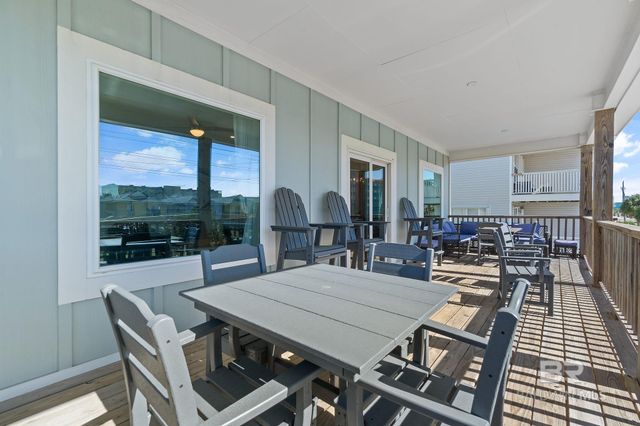 636 W 1st Avenue, Gulf Shores, AL 36542