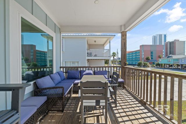 636 W 1st Avenue, Gulf Shores, AL 36542