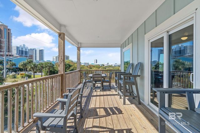 636 W 1st Avenue, Gulf Shores, AL 36542