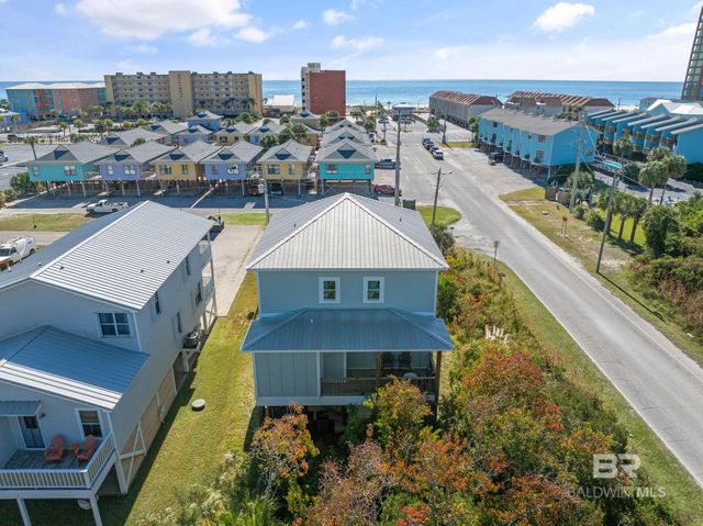 636 W 1st Avenue, Gulf Shores, AL 36542