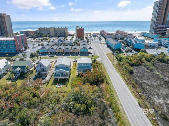 636 W 1st Avenue, Gulf Shores, AL 36542