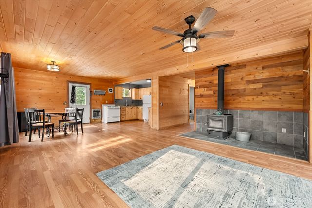 56 Ruby Two Moons Road, Tonasket, WA 98855